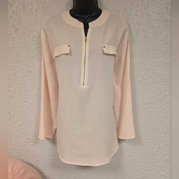 London - Women's Blouse - Picture 1 of 6